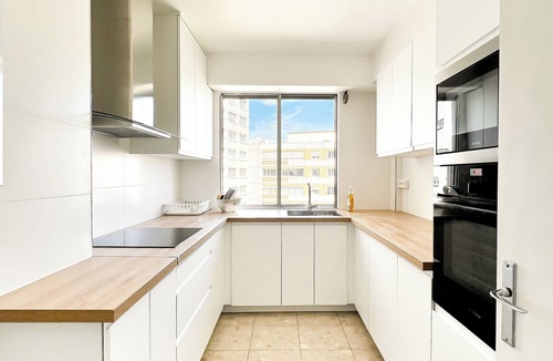 Belleville Apartment | Near the Trendy Oberkampf District, Fully Renovated Apartment for 6 People