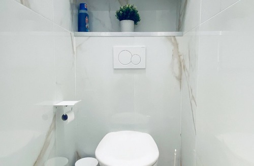 Belleville Apartment | Near the Trendy Oberkampf District, Fully Renovated Apartment for 6 People