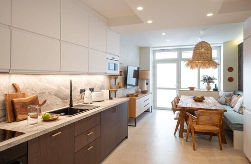 Grenelle Apartment | New Art Gallery Loft in the Heart of Paris 15