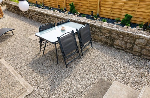 Paroisse Notre-Dame Apartment | New furnished 4* apartment with terrace and private parking.