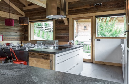 Beaufort Ski Chalet | NEW high end chalet with SAUNA and electric MTB!