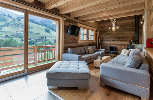 Beaufort Ski Chalet | NEW high end chalet with SAUNA and electric MTB!