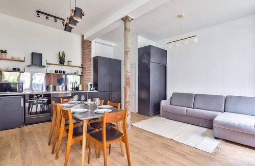 Quartier de la Porte-Saint-Denis Apartment | NEW Loft Apt in the Heart of Paris - An Ecoloflat