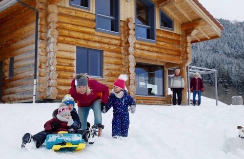 Rencurel Ski Chalet | New log cabin 4* 10/12 persons in MOUNTAIN WIFI JACUZZI