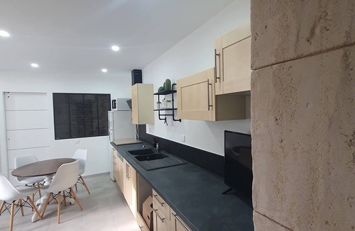 Saint-Vallier House | Newly renovated, one-bedroom 35m² studio ideally located.