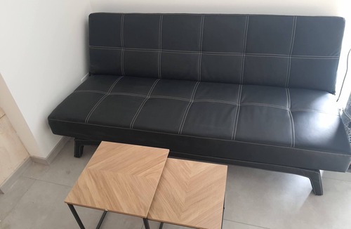 Saint-Vallier House | Newly renovated, one-bedroom 35m² studio ideally located.