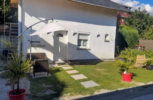 Albertville Apartment | nice air-conditioned studio with video surveillance