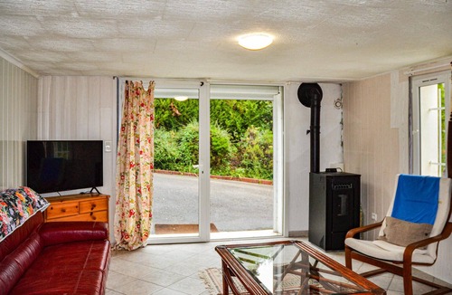 Chambornay-les-Pin Apartment | Nice apartment in Chambornay-Lès-Pin