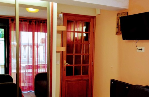 Alfortville Apartment | Nice apartment N° 2, ideal location Paris, Disneyland, Versailles