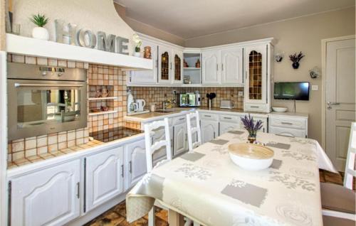 Montboucher-sur-Jabron House | Nice Home In Montboucher Sur Jabron