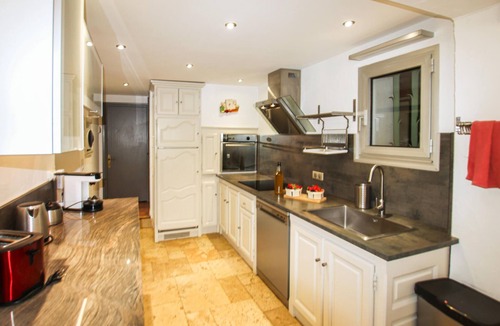 Villes-sur-Auzon House | Nice home in Villes sur Auzon