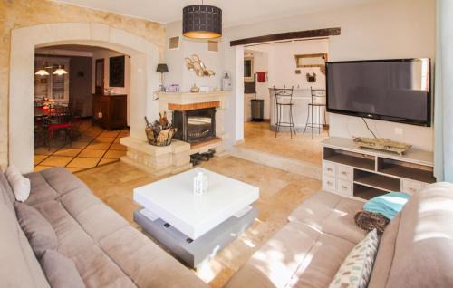 Villes-sur-Auzon House | Nice Home In Villes Sur Auzon