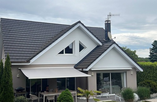 Etupes House | Nice house with heated pool, in a quiet area