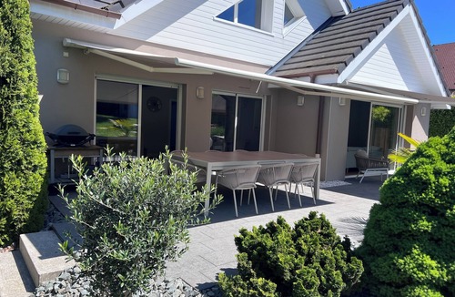 Etupes House | Nice house with heated pool, in a quiet area