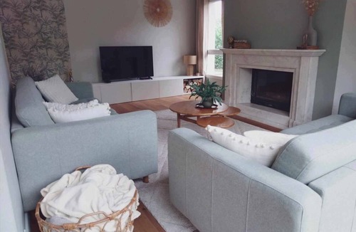 Etupes House | Nice house with heated pool, in a quiet area
