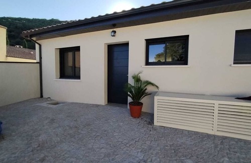 Rochemaure House | Nice new house for family vacations or business trips