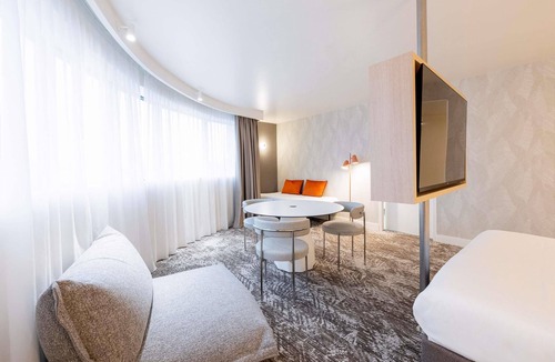 Le Kremlin-Bicetre Hotel | Novotel Paris 13 Porte d'Italie