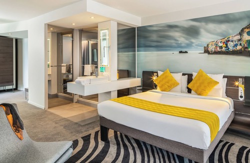 Orly Hotel | Novotel Paris Coeur d'Orly Airport