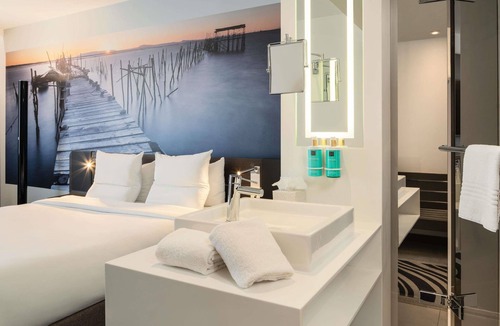 Orly Hotel | Novotel Paris Coeur d'Orly Airport