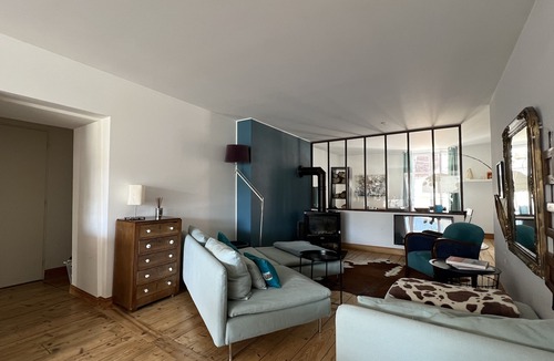 Lons-le-Saunier Apartment | Nugget in the historic center of Lons le Saunier 2 bedrooms, 2 bathrooms