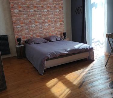 Digoin Bed & Breakfast | o rives du canal LA PETITE SUITE