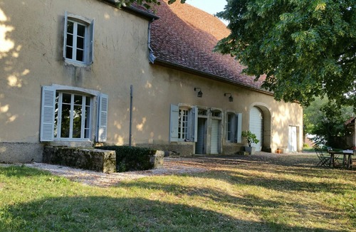 La Loye House | Old house on a medieval mound in the heart of a village in Val d'Amour