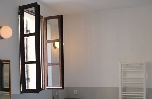 Caromb House | Old town villa at the foot of Mont Ventoux