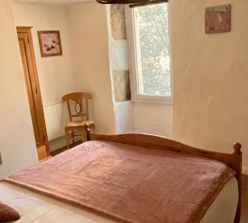 Ailhon House | Ombre Bleue Du Figuier, Ailhon