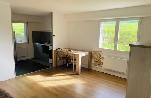 Villersexel Apartment | One-bedroom apartment with private spa