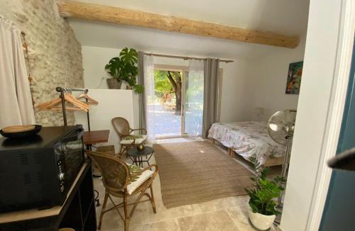 Saint-Romain-en-Viennois House | Otarkia