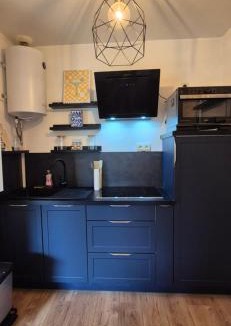 Voiron Apartment | Parenthèse Chic à Voiron, Cosy et design