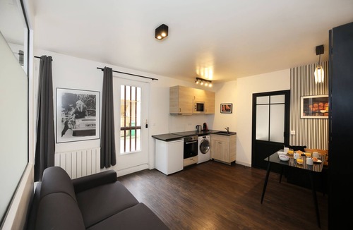Gare Apartment | Paris 13eme Appartement RDC, Idealement Situe