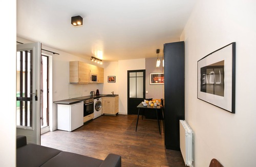 Gare Apartment | Paris 13eme Appartement RDC, Idealement Situe