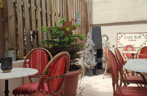Quartier de la Maison-Blanche House | PARIS AUTHENTIC HOUSE Métro Line 14 Station Hôpital Bicêtre, RER B Gentilly