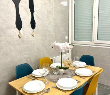 Montrouge Apartment | PARIS-MONTROUGE Magnifique appartement- très cosy pour 1 - 6 personnes refait à NEUF -ENTIRE APARTMENT LUXURIOUS AND WARM -Montrouge Paris 14ème - Proche Aéroport Orly Parc Expositions Porte de Versailles FREE WIFI GRATUIT