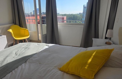 Le Kremlin-Bicetre Apartment | Paris vous aime