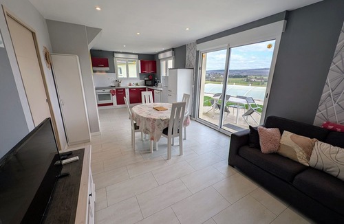 Fretigney-et-Velloreille Cottage | Peaceful cottage with shared pool, AC - 5 guests