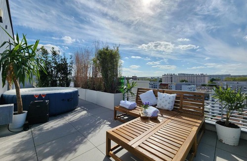 Bagneux Apartment | Penthouse 166 m2- Terrasse & Parking - Paris Sud - Orly - Parc Expo