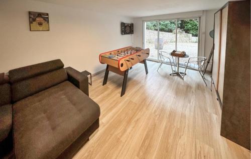 Colonzelle House | Pet Friendly Home In Colonzelle