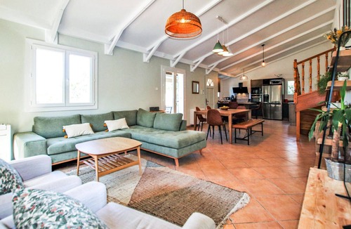 Colonzelle House | Pet friendly home in Colonzelle