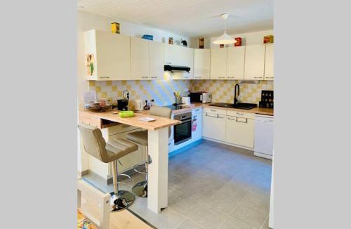 Beaune Apartment | Petit Blanc