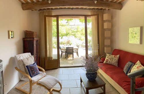 Lafare House | Petit Mazet Provençal en Bord de Ruisseau Avec Piscine au Pied des Dentelles