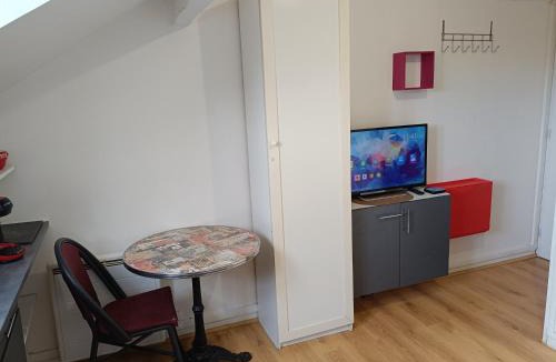 Petit-Ivry Apartment | Petit studio cosy proche de Paris