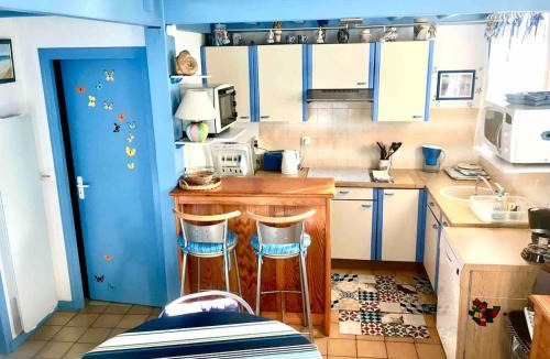 Pyla-sur-Mer House | Petite maison bleue Dune du Pyla 4 personnes 2 vélos