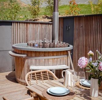 Vesoul House | Pigeonnier - Centre-Ville historique - Vesoul - Bain nordique - Terrasse - Jardin - Animaux bienvenus