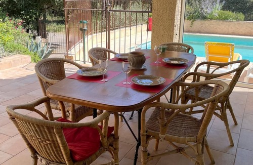 Bedoin Villa | Pleasant air-conditioned villa at the foot of Mont Ventoux, with swimming pool and bicycle garage