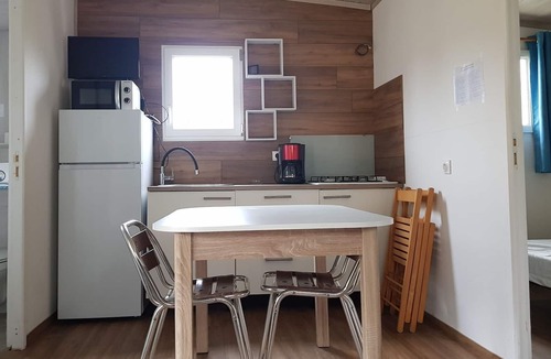 Le Buisson-de-Cadouin Ski Chalet | Pleasant chalet in the Dordogne with shared swimming pool