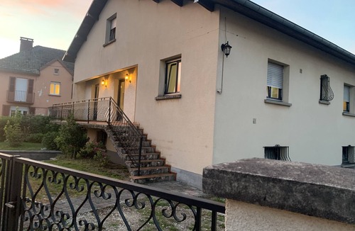 Travexin House | Pleasant house close to all amenities
