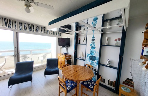 Les Sables d'Olonne Apartment | Pleasant studio sea facing with balcony 50m to beach