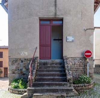 Pommiers Apartment | Pommiers en Forez calme rando et campagne 4 pers